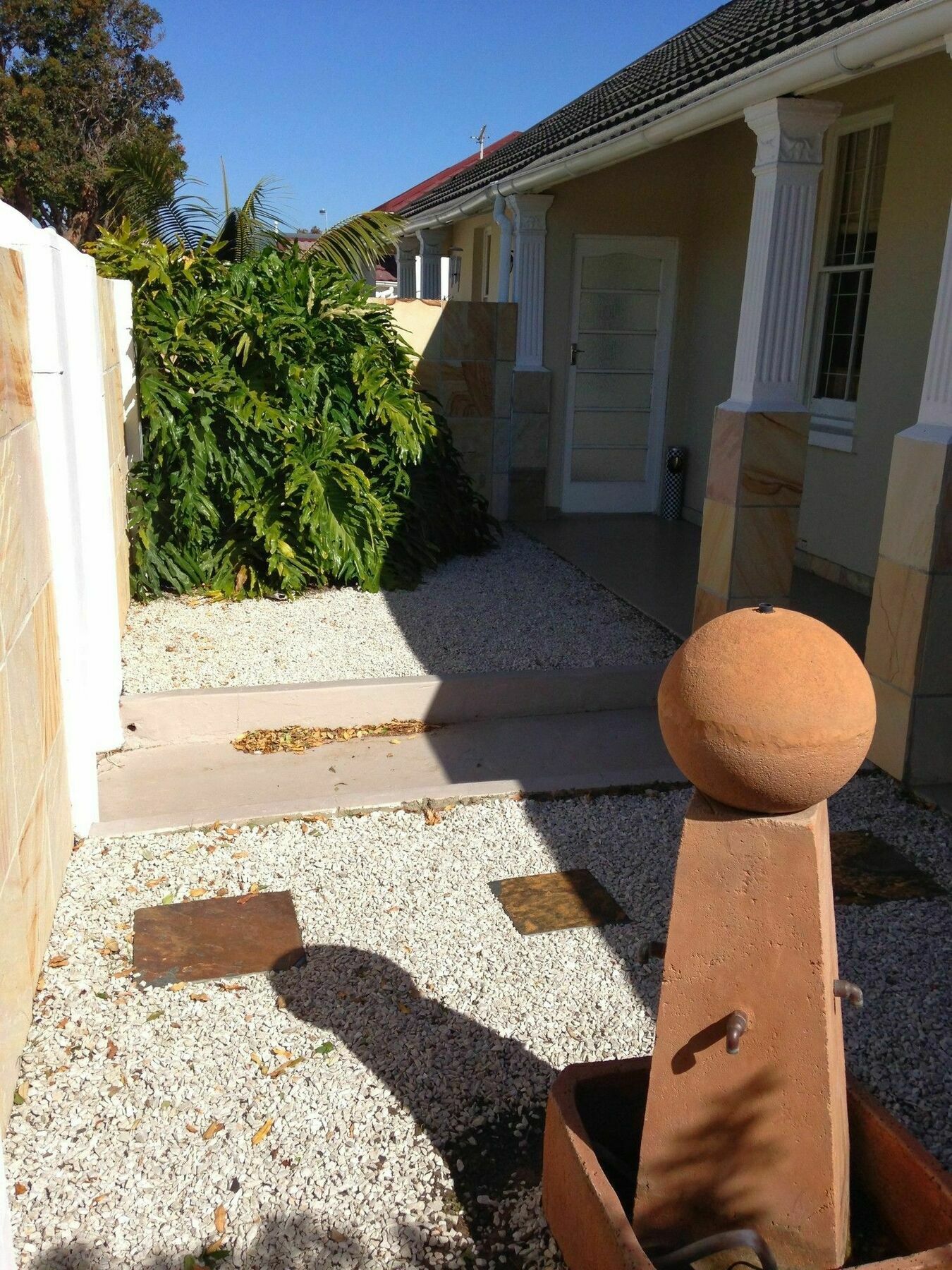 Guesthouse On Irvine Port Elizabeth Esterno foto